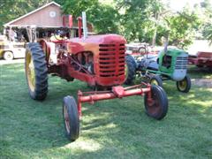 1953 massey harris 33(owned by Chris and Russ Rolke)